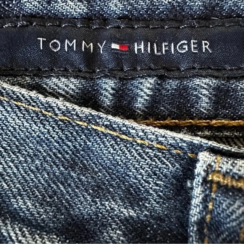 TOMMY HILFIGER 🔵⚪🔴 Men’s Vintage Bootcut Jeans 36x32 Classic Denim